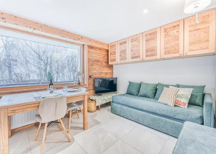 Barrats - Modern With Mont Blanc View