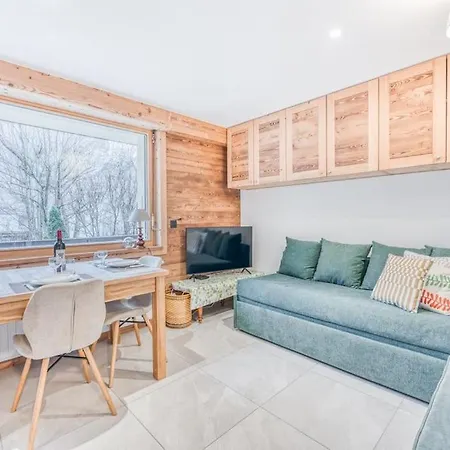 Barrats - Modern With Mont Blanc View